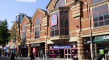 Vicarage Field Shopping Centre