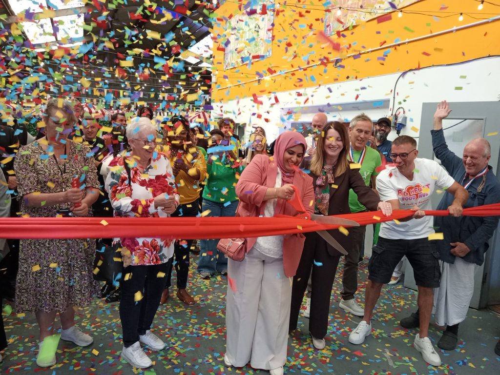 Deputy council leader Saima Ashraf cuts the ribbon on the Big Heart Food Hub
